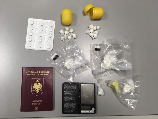 Itali, kokainë në vezët “Kinder”, arrestohet 31-vjeçari shqiptar