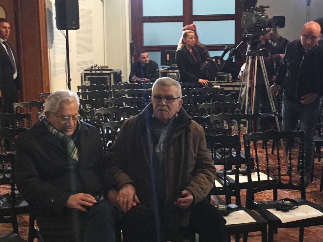 Kryeministri ndalon Ndrenikën të flasë, ironia e aktorit të madh