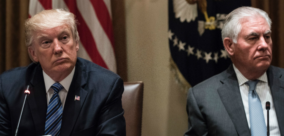 FOTO & EMRI/ Trump shkarkon nga detyra Sekretarin e Shtetit Tillerson, ja kush e zëvendëson