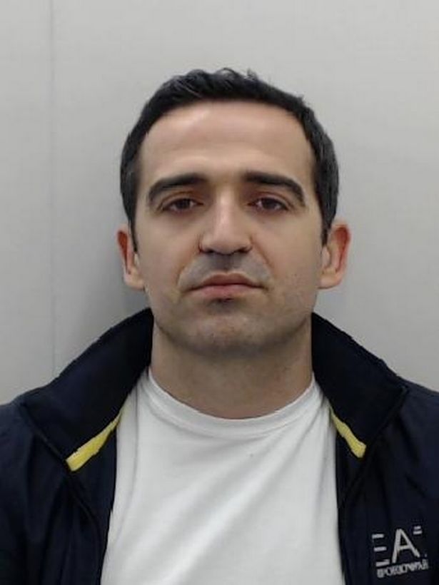 EMRA & FOTO GALERI/ Londër, “mafia shqiptare”, si iu gjetën fermat e kanabisit me vlerë 6 milionë paund