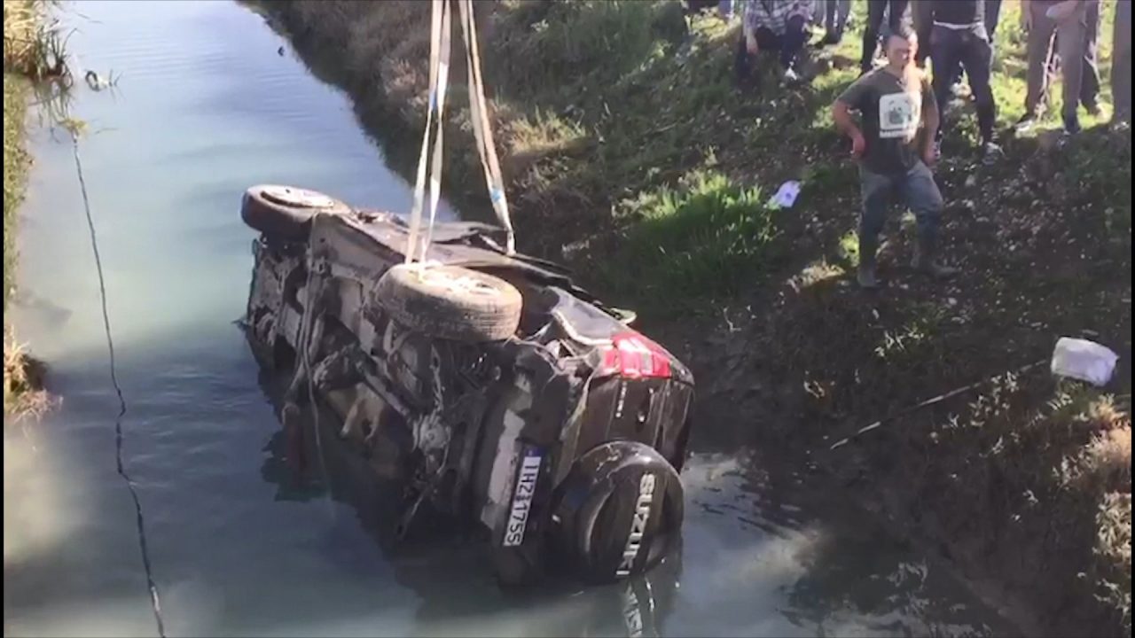 EMRAT/ Fier, aksidenti, zbardhet identiteti i prindërve me vajzën e tyre që humbën jetën në kanal