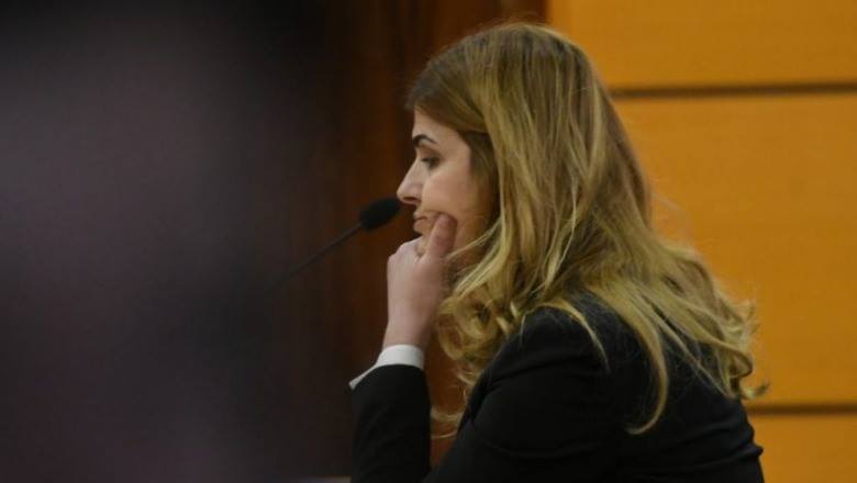 EMRI & FOTO/ Vetting-u në drejtësi, shkarkohet edhe një prokurore