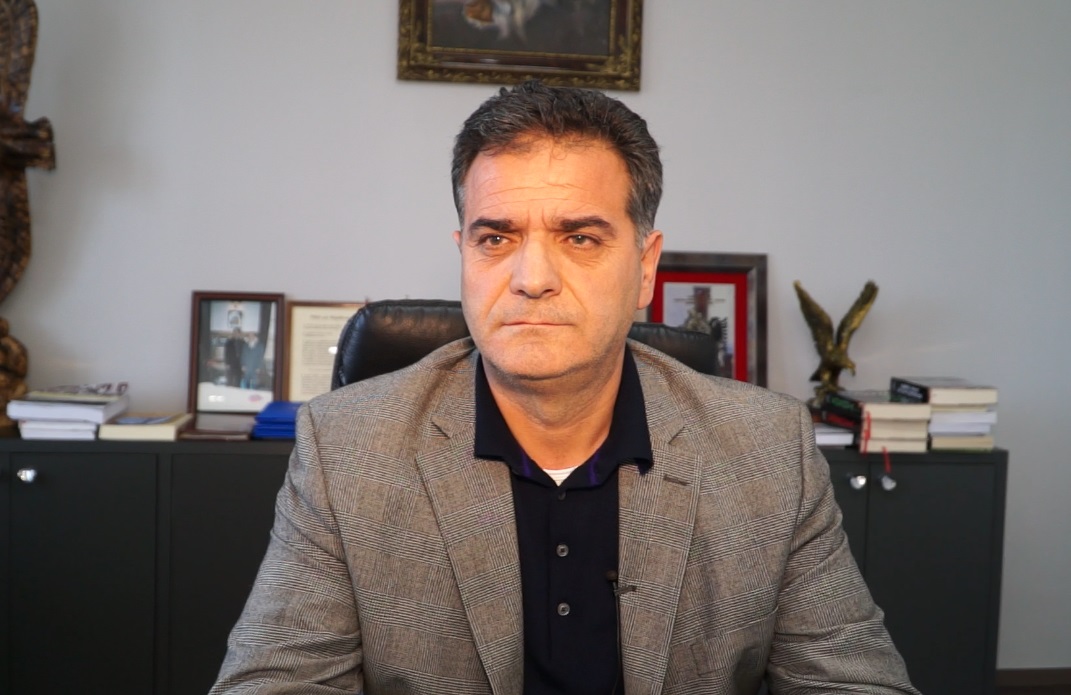 Kryebashkiaku i Tropojës: Hiqni taksën e Rrugës së Kombit, lironi protestuesit