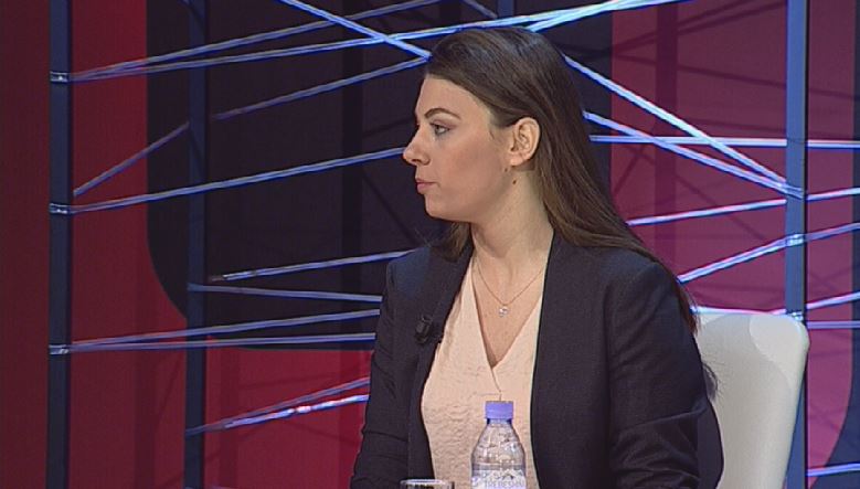 DEKLARATA/ Akuza e fortë e deputetes: Njerëz të ambasadorëve të përfshirë në afera korruptive