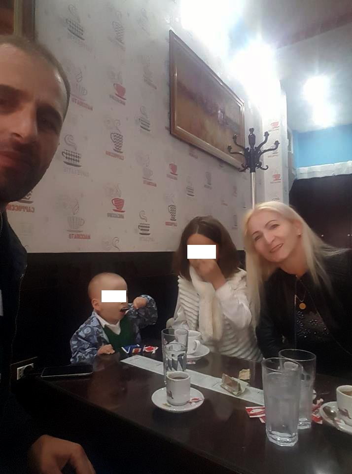 EMRI & FOTO GALERI/ Historia e një protestuesi në Rrugën e Kombit – 22 euro taksë në ditë, të punojë gjithë muajin vetëm për koncesionarin