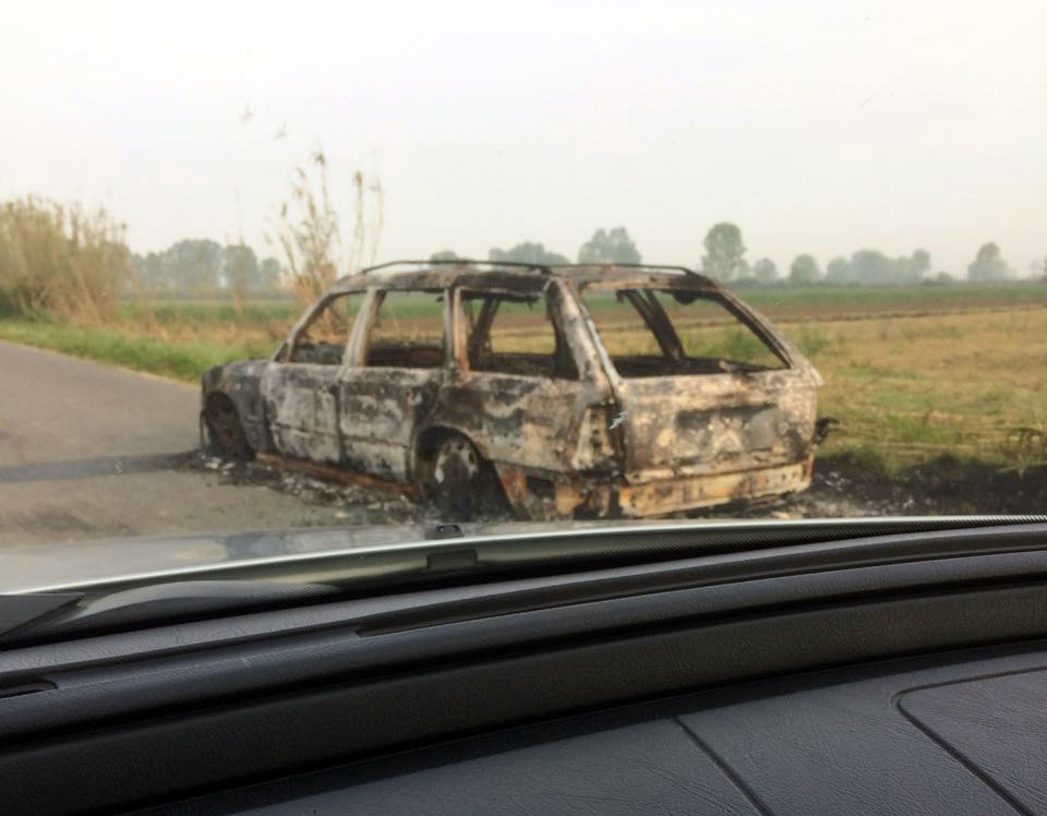 FOTO/ Makina e djegur në Fushë Krujë, Policia jep detaje