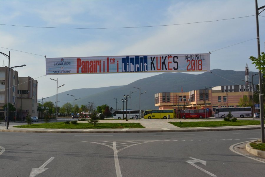 FOTO GALERI/ Sot 19 vjet nga eksodi i shqiptarëve nga Kosova, nis marshimi simbolik nga Mitrovica drejt Kukësit