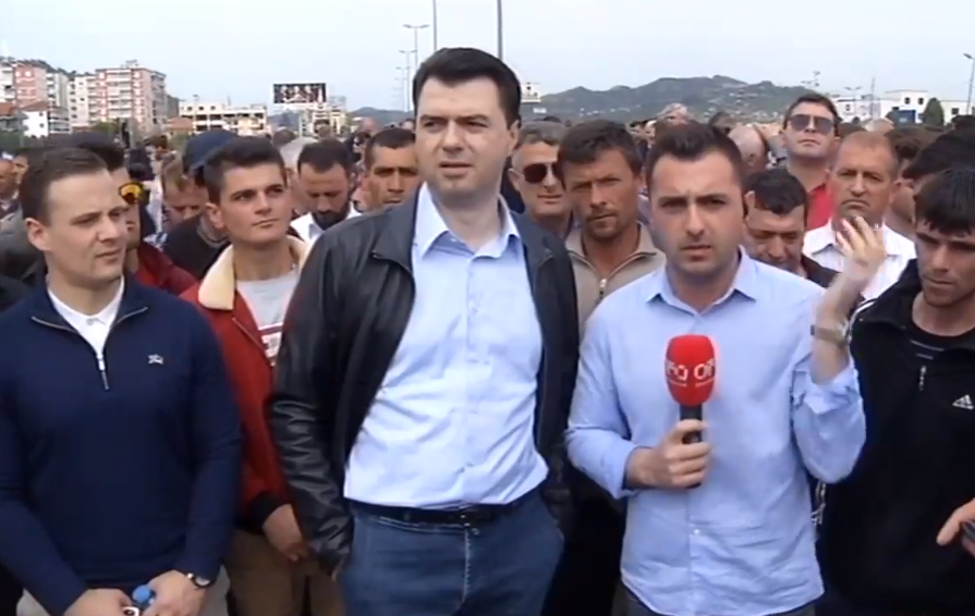 Basha: Taksa të hiqet për të gjithë, të lirohen të burgosurit