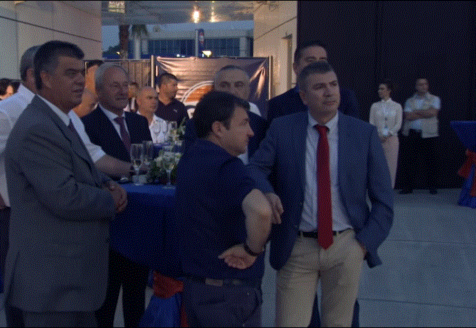 VIDEO/ Disa nga zyrtaret ne video mund te dine ku jane parate e grabitura nga Gulf