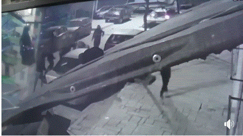 VIDEO/ Dalin pamjet e agresoreve qe goditen Ismet Drishtin