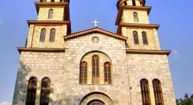 Korcë, vidhet paraliksi në kishën e Shën Sotirit