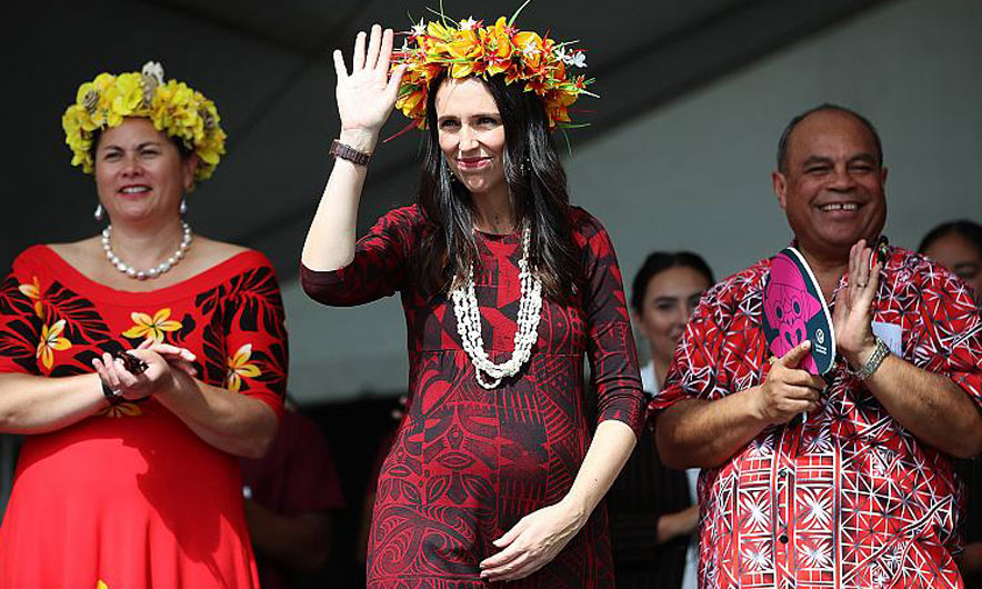 Kryeministrja është shtatzënë, partneri merr lejen e lindjes