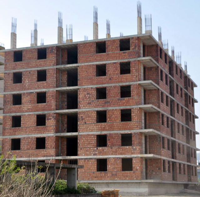 FOTO GALERI/ Lezhë, sekuestrohen tre pallate, ja arsyeja