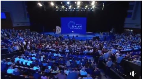 Uran Kostreci: Po të donte PD të përsekutuarit do te ishin me te integruar. Protestuesi i Kukësit elektrizon sallën