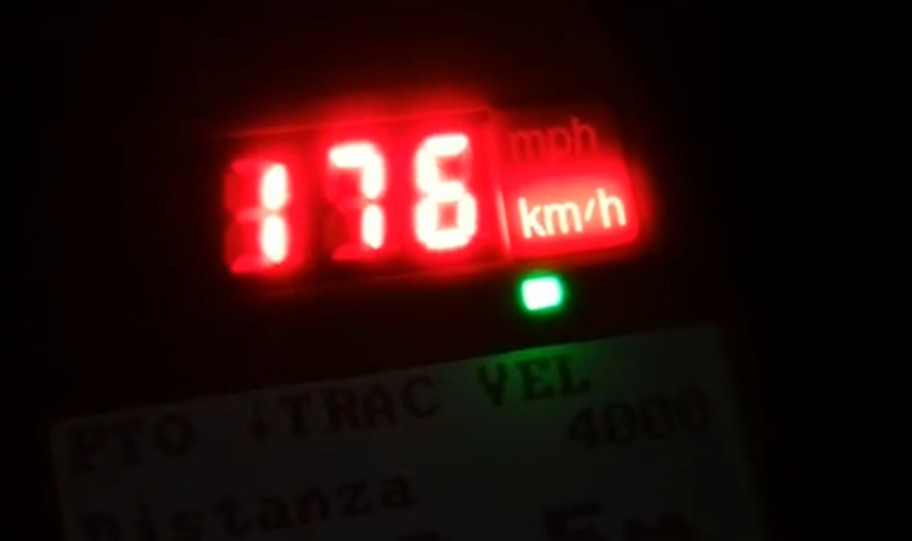 FOTO GALERI/ Tiranë, Policia Rrugore “luftë” me qejflinjtë e shpejtësisë dhe të rakisë