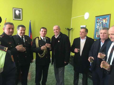 SKANDAL/ Ish-efektivi i policisë, bën foto me ministra por dërgon foto lakuriq një vajze