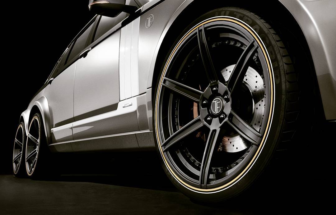 FOTO GALERI/ Revolucioni i Range Rover, dizenjon modelin 6×6