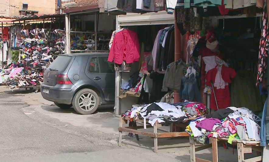 VIDEO & IRONIA/ Tregtarët e Medresesë: Për të dalë me fitim, do të mbyllim bizneset