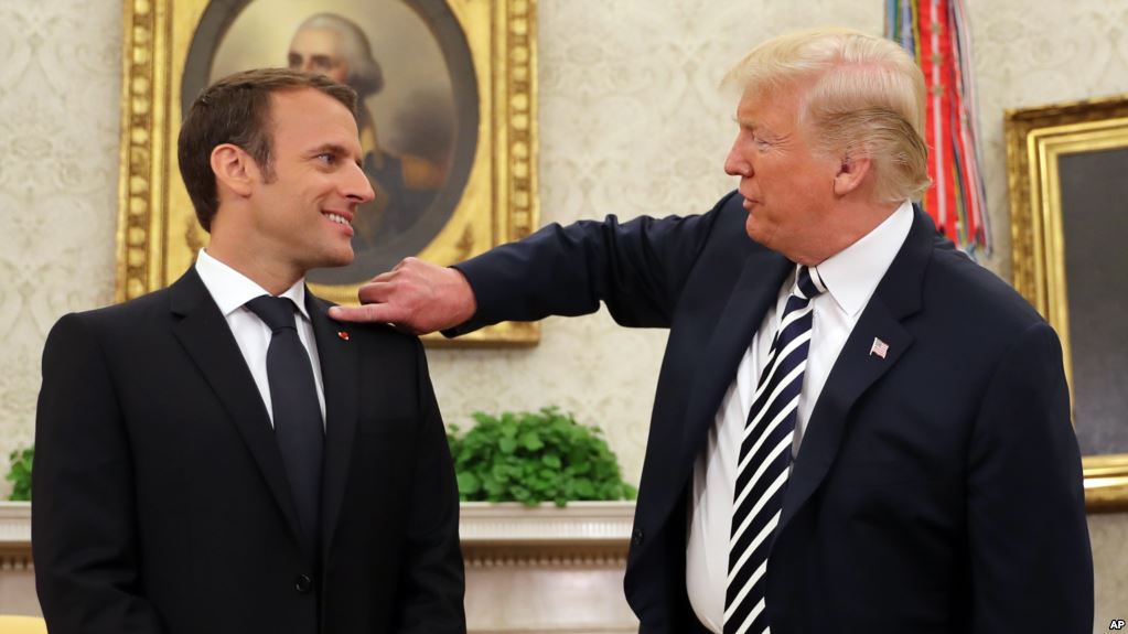 Trump dhe diplomacia me gjuhën e gjesteve