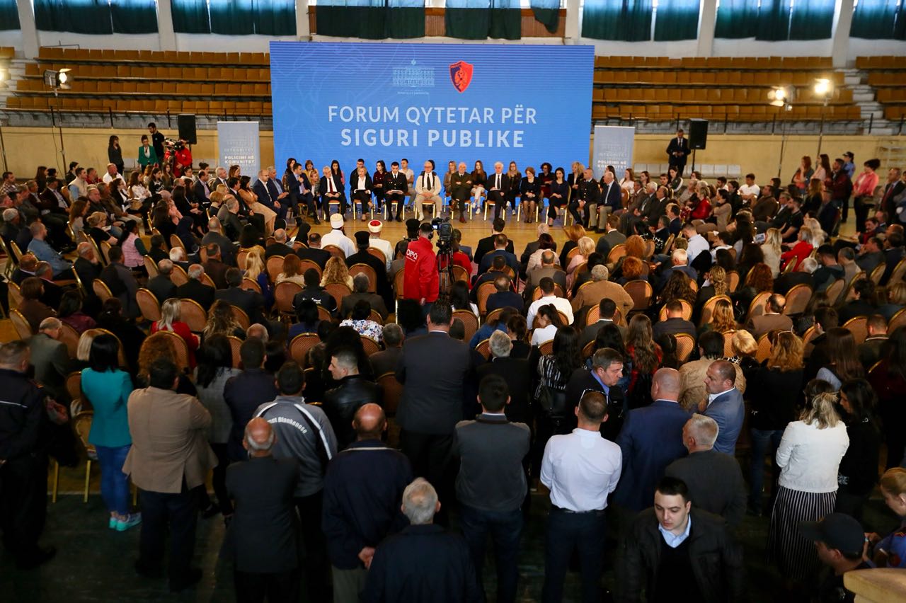 FOTO/ Fatmir Xhafaj premton: Do ua nxijmë jetën…!