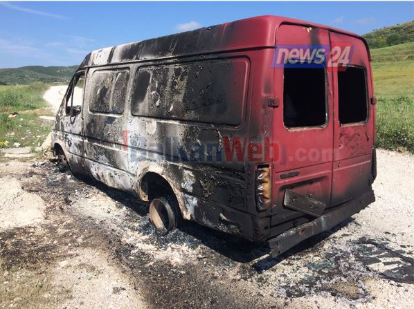 Digjen 2 makina, por autoret e djegies cudisin