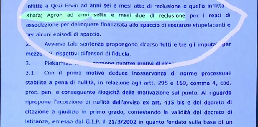 VIDEO SKANDAL/ Vëllai i Fatmir Xhafajt i dënuar me vendim të formës së prerë, i shpëton arrestimit dhe burgimit