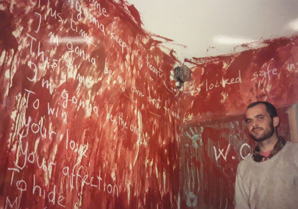 FOTO LAJM/ Viti 1992, shikoni si i kishte muret e shtëpisë Edi Rama