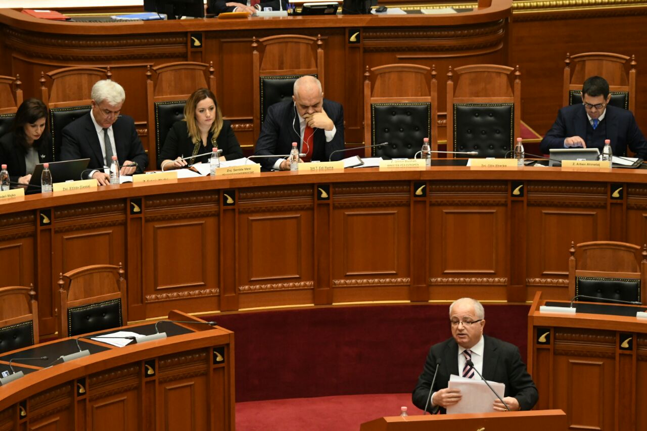 Spaho: Tahirin do e kishit bërë kurban me kohë, por po mbroni Ramën