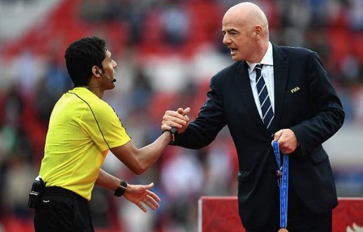 KUPA E BOTES/Kërkoi ryshfet,arbitri i njohur përjashtohet nga Kupa e Botës,