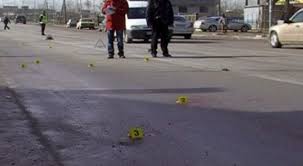 TIRANE/Makina përplas qytetaren te “Rruga e Durrësit”