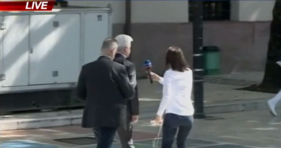 VIDEO LAJM/ Fatmir Xhafaj “vdes dhe s’rrëfen” se ku është vëllai i tij