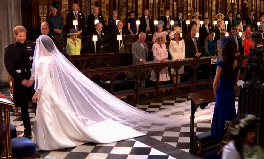 DASMA MBRETËRORE/ Fillon ceremonia e kurorëzimit të Princ Harry me Meghan Markle