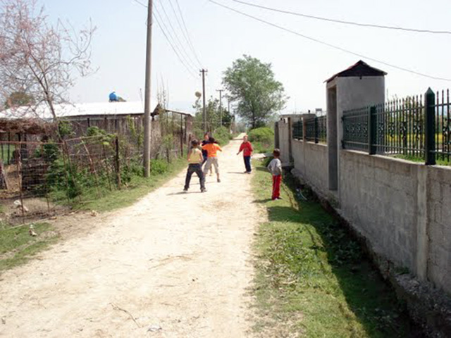 DETAJE/ Tentativa e përdhunimit të 13-vjeçares, flasin familjarët: Si e gjetëm vajzën…