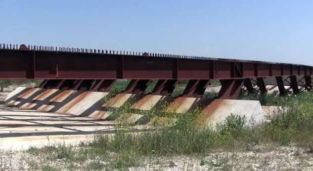 Shkatërrimi i “Bypass”-it të Fierit ende pa u ndërtuar