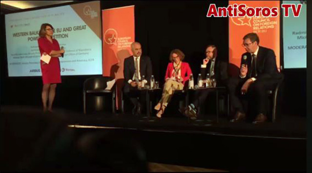 VIDEO/ Ramës “edhe i ha edhe i djeg” – Me Soros e Vuçiç në Paris, por pse e ka fshehur këtë pjesë…?!