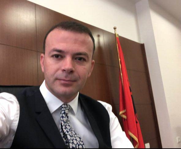 EMRI/Drejtori i Mimi Kodhelit në krye të hipotekave të vendit