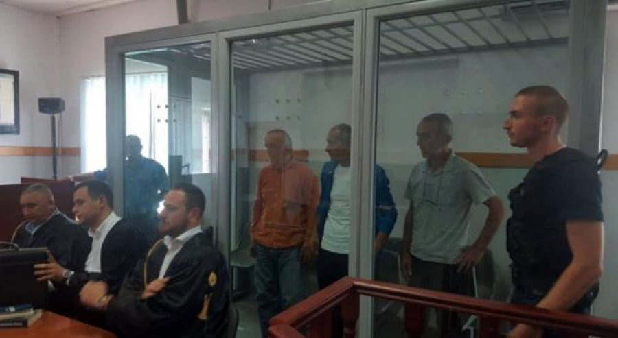 DETAJE/ Durrës, bastisja e prokurorisë, vëllai i të arrestuarit: Janë arrestuar persona që nuk kanë lidhje me ngjarjen, verifikoni kamerat e hotelit….