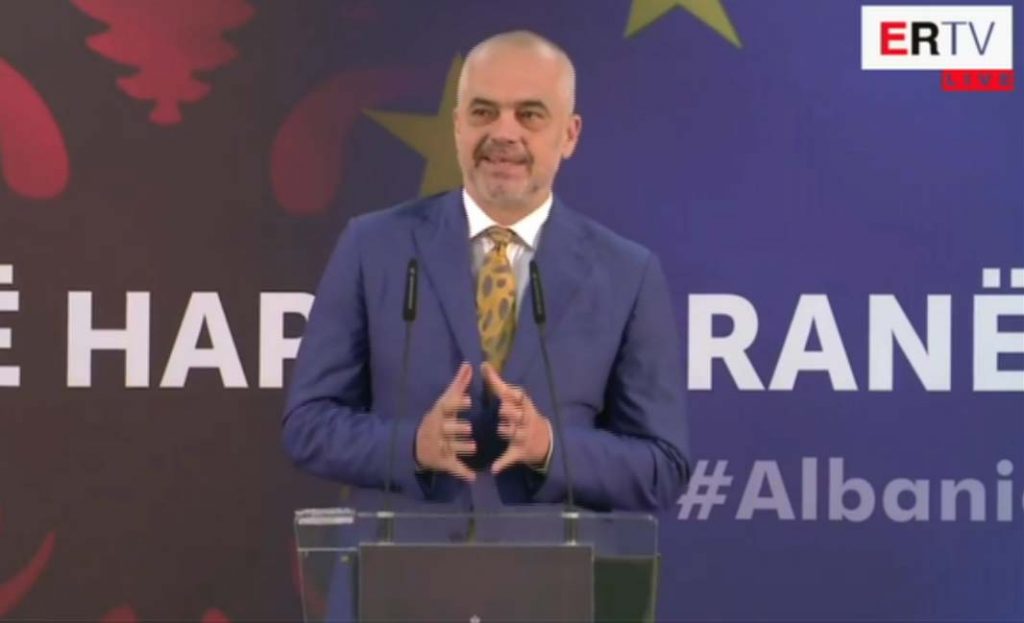 Rama dhe Markoviq qeshin për prioritetet ‘Prit, prit se pastaj do këtë më shumë kushte”