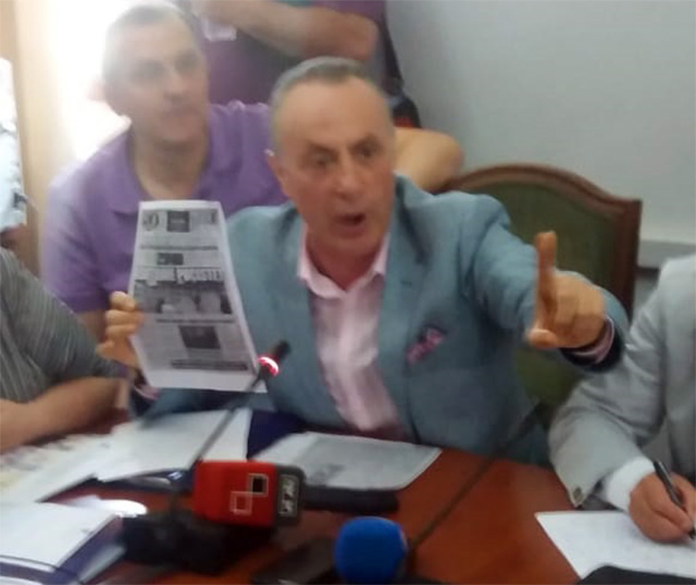 DEBATET & VIDEO/ Plagosja e kryeredaktorit të RD, Fidel Yllit “i ka mbetur sahati” te “fajin e ka Saliu”