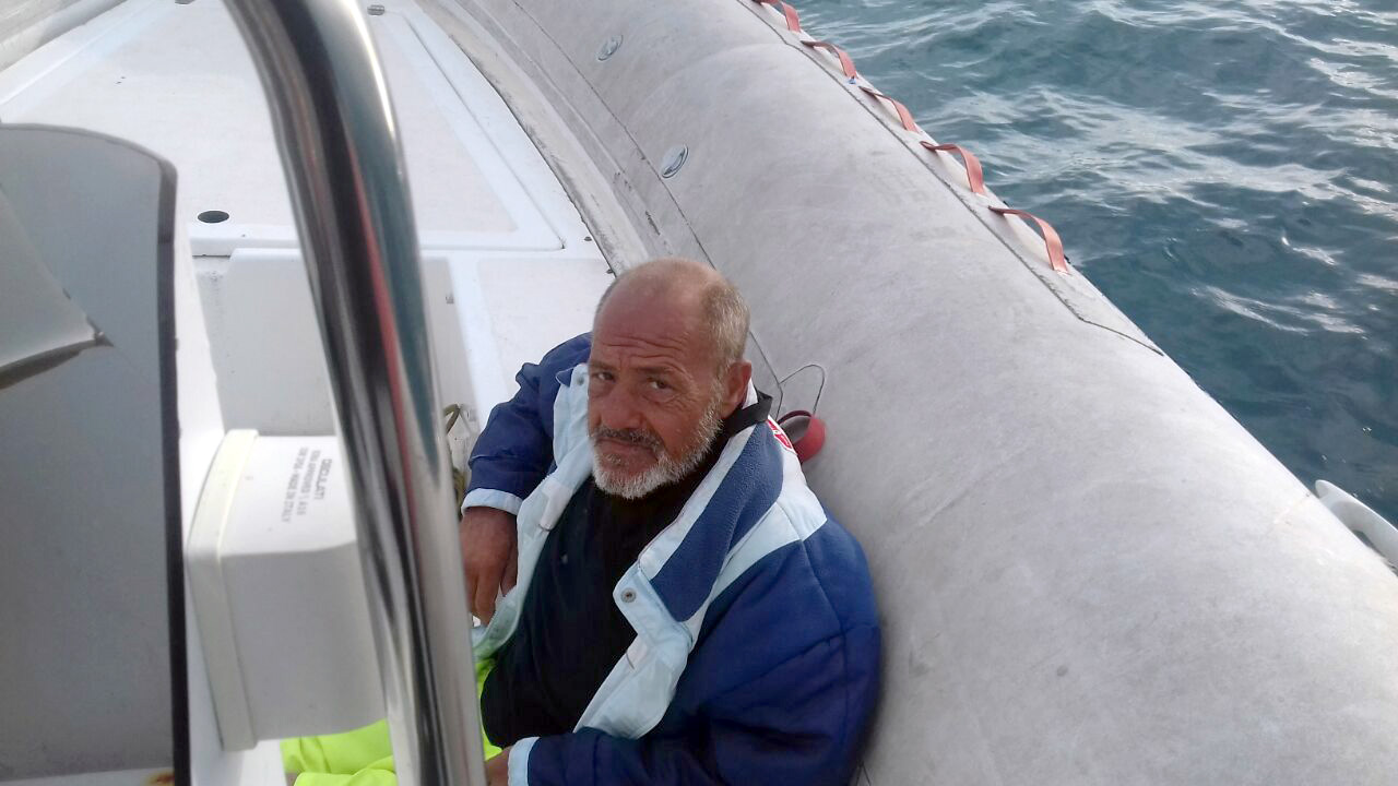 EMRI & FOTO/ Shpëtohet 60-vjeçari në det, por gjendet i pavetëdijshëm – Doli për xhiro dhe humbi orientimin