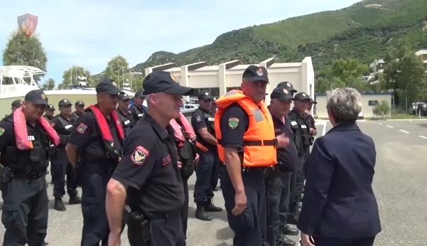 Masat për sezonin turistik, policia kufitare bllokohen 17 mjete lundruese