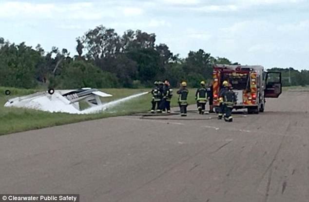 VIDEO & FOTO GALERI/ Avioni përplaset me helikopterin në ajër