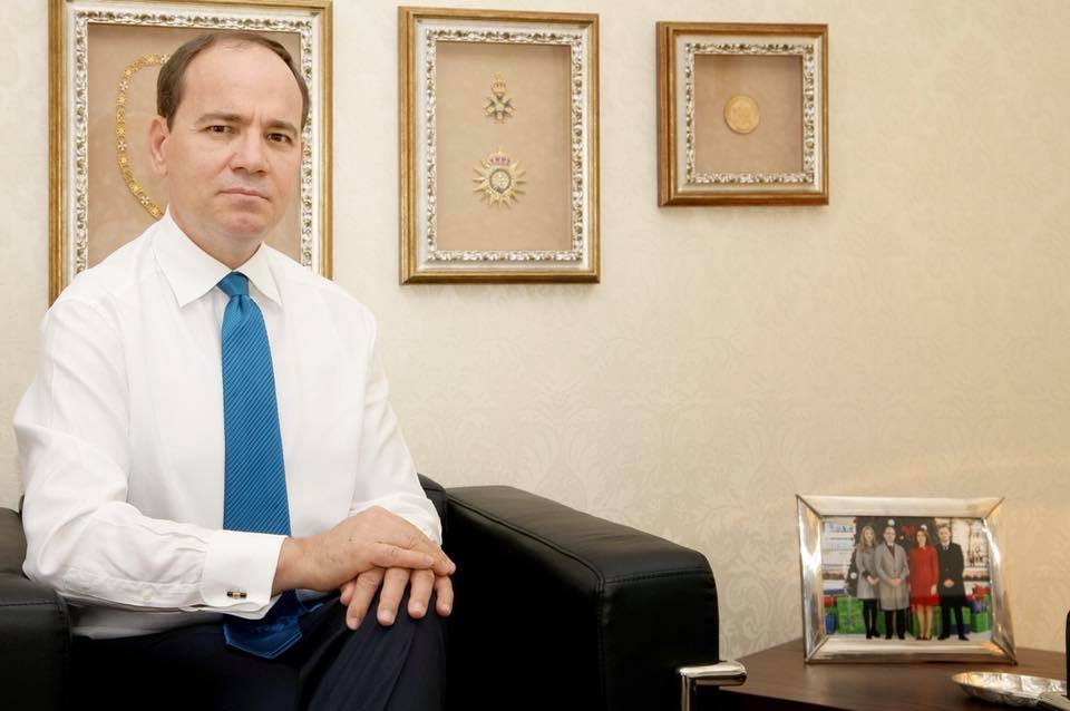 BUJAR NISHANI/ Shqiptarët të ndëshkojnë përbuzjen arrogante që po ju bëhet