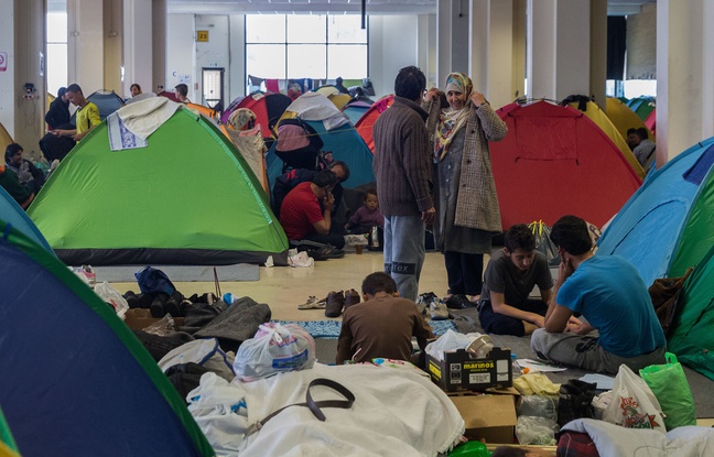 Qeveria: Shqipëria e gatshme të presë emigrantë