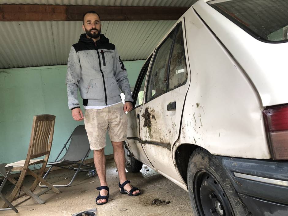 Heroi shqiptar, Franca e shpërblen