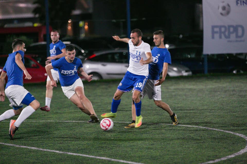 FOTO GALERI/ Lulzim Basha tifoz futbolli, ndjek “skuadrën e zemrës” në stadium
