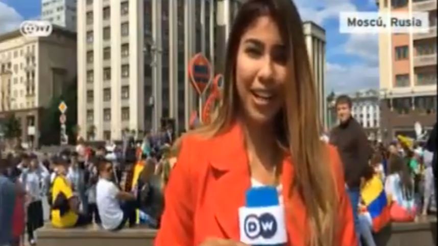 VIDEO/Gazetarja ishte live nga Rusia, tifozi përfiton dhe e ngacmon seksualisht