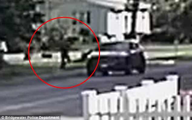 VIDEO/ U ngacmua seksualisht, gruaja e guximshme vetëmbrohet