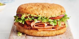 Punonjësi i fast food-it kapet duke helmuar kolegun në sanduiç, mister 21 vdekje të tjera