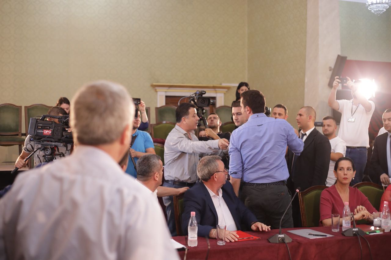 Propozimi për shkarkim/ Vokshi : Balla nuk më impresionon